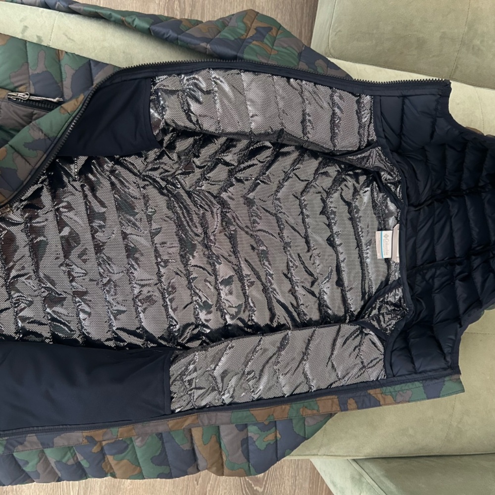 Colombia Jacket - image 6